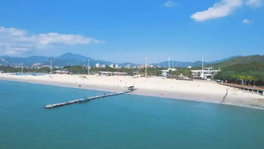 错峰去看海吃海鲜簸箕大盆菜住90海景房含双人早餐畅玩楼下沙滩踏浪