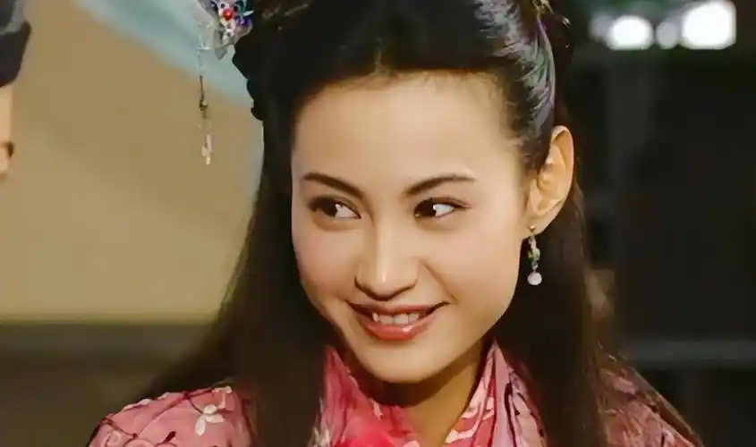 原创凭江玉燕爆火后意外怀孕隐退43岁的杨雪后悔了吗