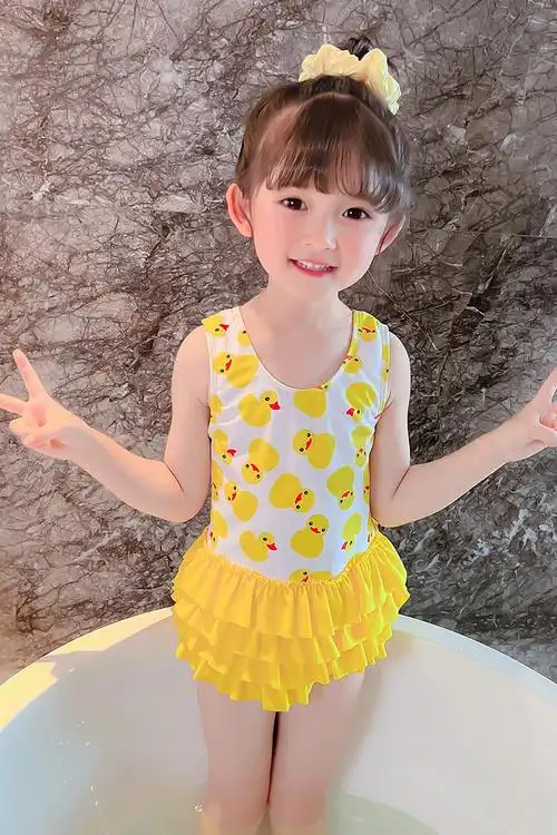 裙式洋气女宝宝可爱卡通小鸭小公主泳装小女孩儿童沙滩游泳衣黄色90