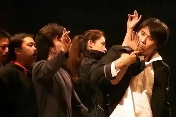 回顾星二代李乃文演18年配角与颜丙燕意难平47岁婚姻成谜