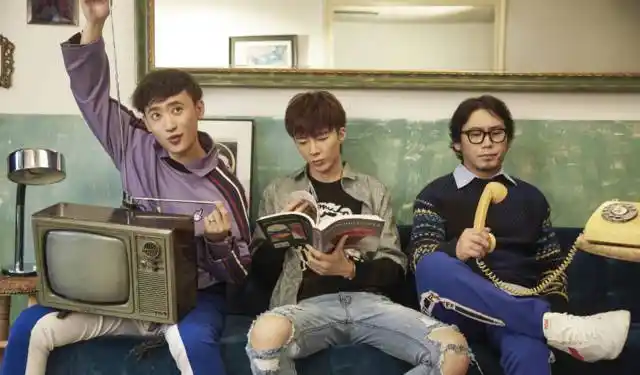 2019广州摩登兄弟演唱会如果想把玩寂寞要接受夹带迷离扑朔