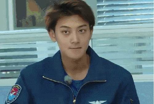 呆萌gif搞笑gif男神gif真正男子汉2gif综艺gif逗比gif酷酷哒gif黄子韬