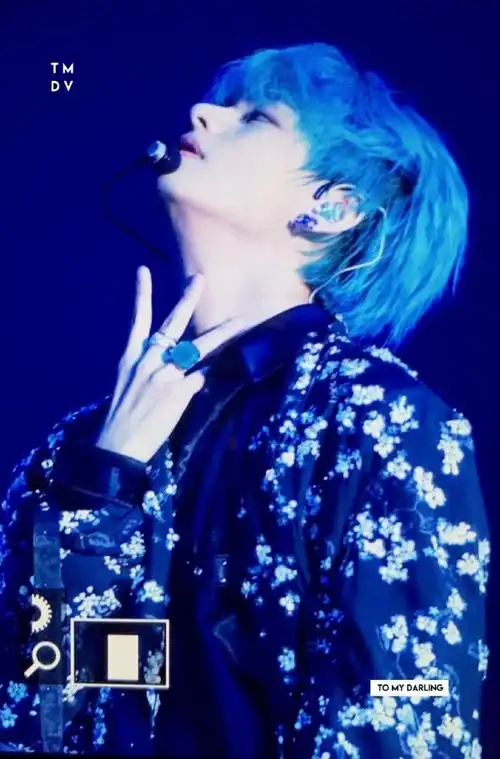 金泰亨kpop永一##金泰亨蓝发