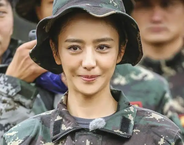 真正男子汉第二季最后一期佟丽娅退出 黄子韬获优秀猎人