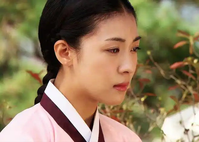 【黄真伊】黄真伊无logo清晰剧照219p打包下载(真伊为主)_黄真伊吧