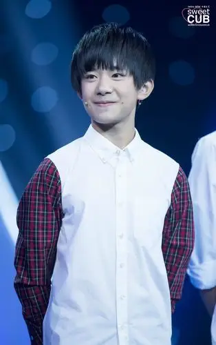 【易烊千玺】【tfboys】【tfboys】【tfboys易烊千玺】