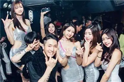 西安夜场招聘 > 正文中高素-魅力金蒂,至尊国际,东方魅力,银河国际