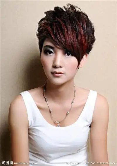 斜刘海发型图片女韩式