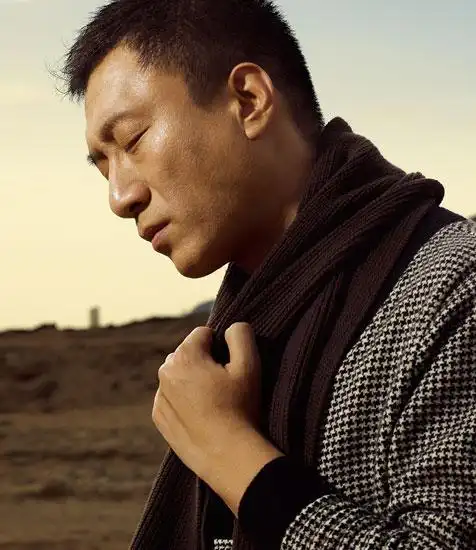 求孙红雷这张高清图片