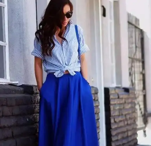 衣服浅蓝色配什么颜色好看-全民百科