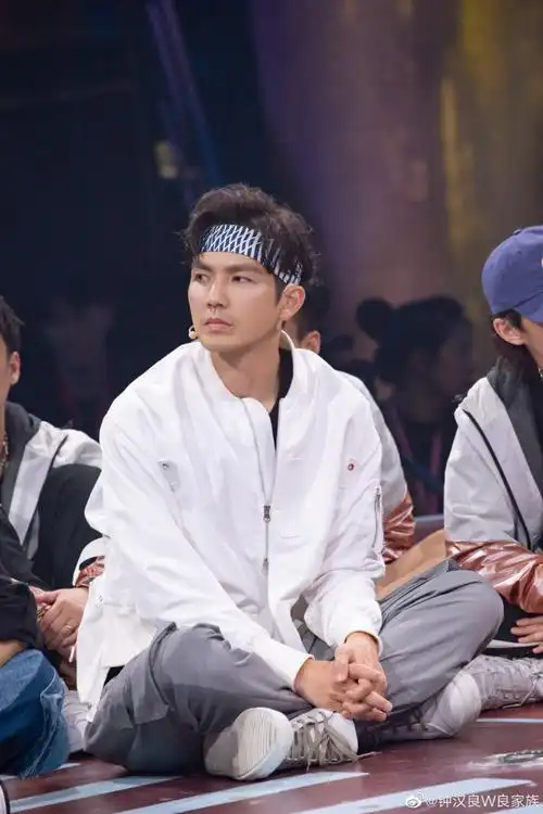 钟汉良电视剧亦舞之城##钟汉良o巡回演唱会##钟汉良冯睿