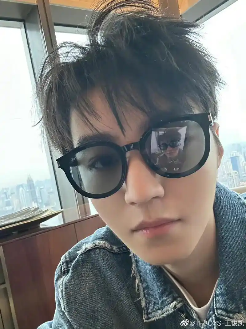 重大事件 #王俊凯发微博了 王俊凯 - 抖音