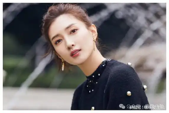 八卦:肖战,蔡文静赵今麦,张若昀,江疏影,杨紫,蔡徐坤,王源