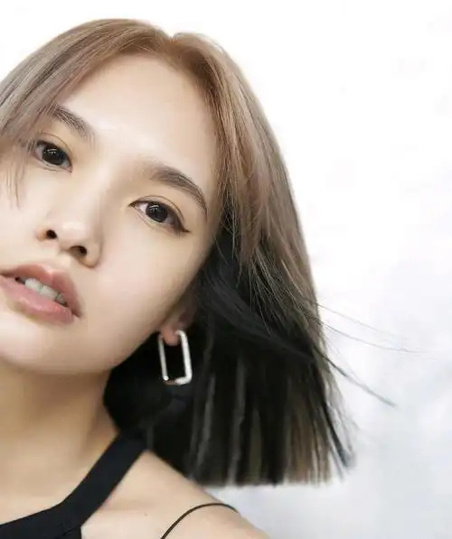 杨丞琳的短发造型(杨丞琳黄头发短发图片)(3)