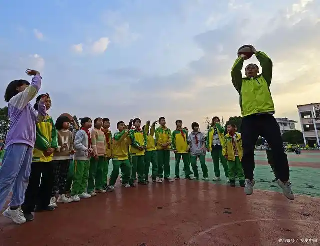 例谈小学生体育家庭作业布置