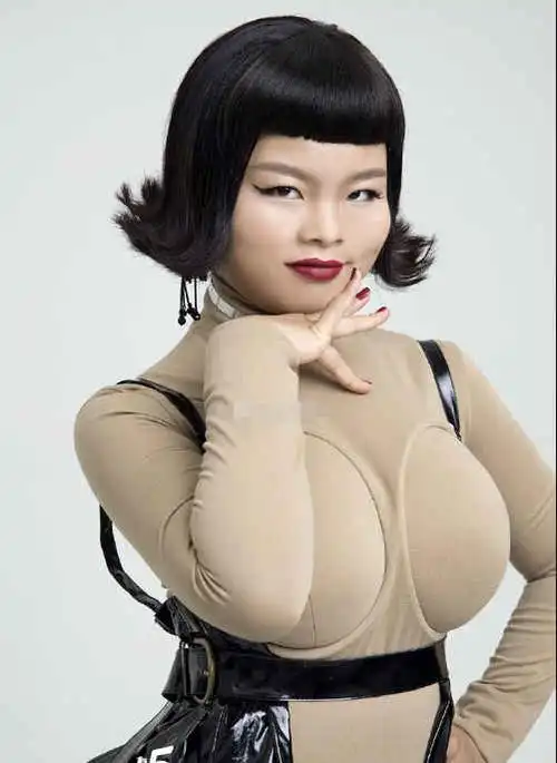 "最丑女团"成员cindy新造型 大胆突破让人眼睛一辣