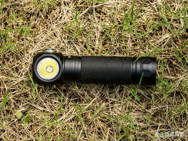 盘点手上的经典拐角手电筒,可以做头灯的多功能手电