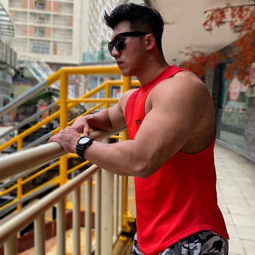 肌肉兄弟三段式拼接夏季健身背心男士拼接圆领无袖背心吸汗超帅