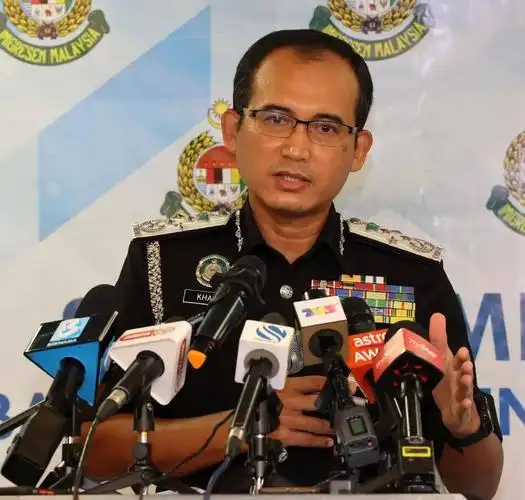 马来西亚移民局总监拿督凯鲁再米12月4日说,这包括500令吉抵押金,重置