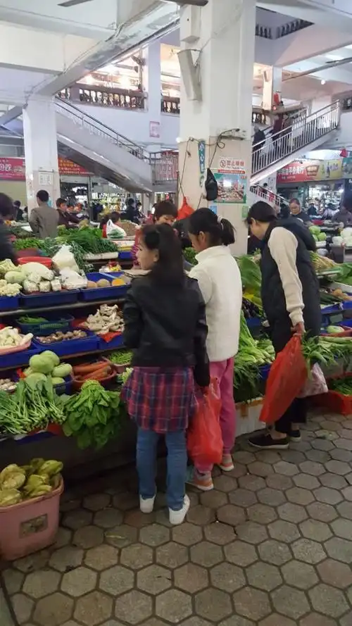东菜市场买菜走起来啦!(把教室搬到菜市场上)
