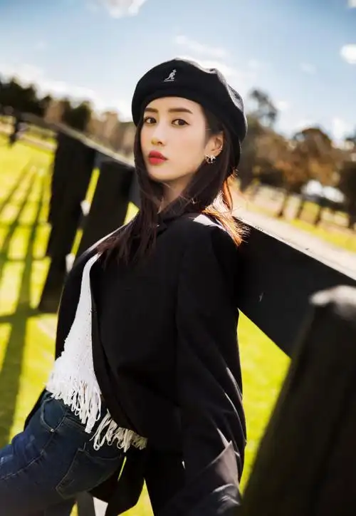 王梓薇甜酷飒爽写真图片,王梓薇图片-第5图