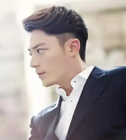 网红版"霍建华"走红, 看到侧脸惊坏众人, 网友: 失散多年的兄弟!