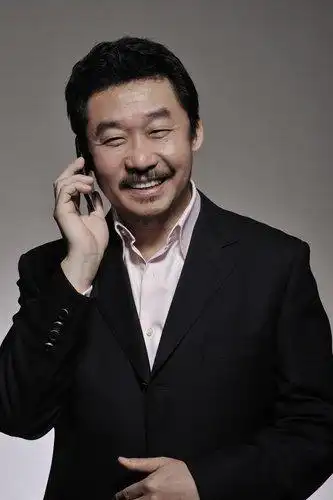 导演想请刘桦又只肯给两万五气得刘桦不停挂电话