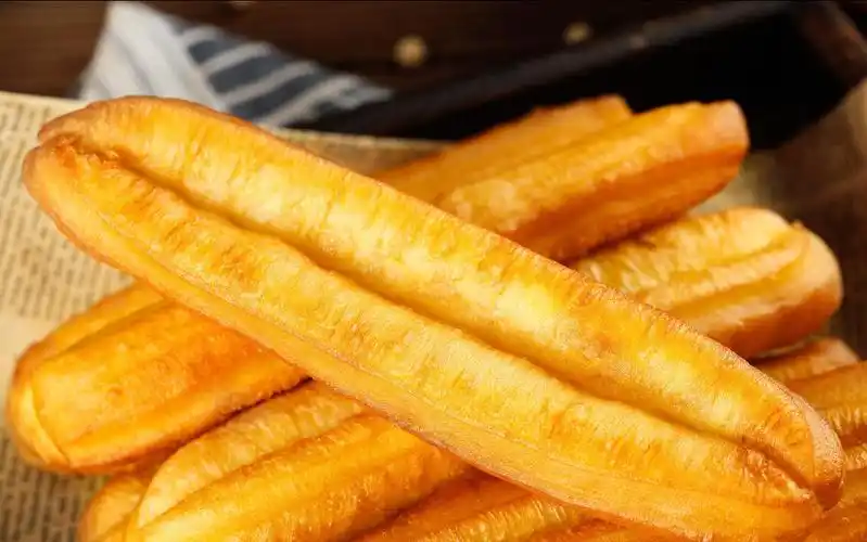 炸油条不用明矾,只需多放2味料,蓬松香酥脆,端上桌孩子抢着吃__财经