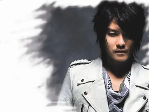 【娱乐快讯】阿杜被曝患有精神病 经纪人澄清:只是亚健康 - 笨猪猪it