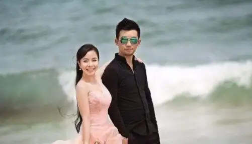 王二妮和阿宝是什么关系传王二妮已结婚老公名叫李飞