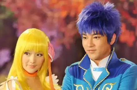 巴啦啦小魔仙游乐王子的父亲是谁你认为瞎编魔仙女王笑了