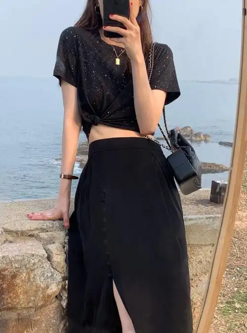 怎么搭配黑色包臀半身裙,怎么搭配黑色包臀半身裙好看(这个春天的5种