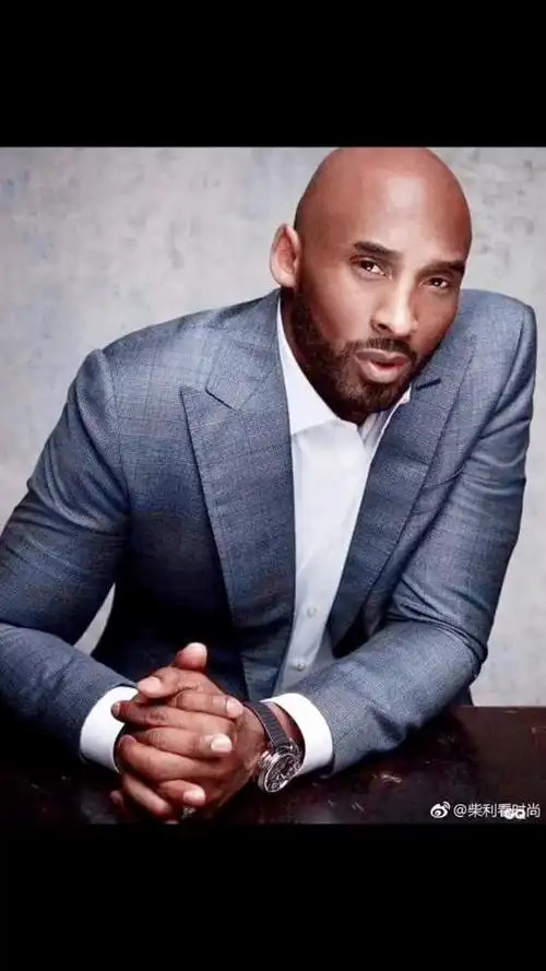 回忆科比科比穿西装的样子,真帅
