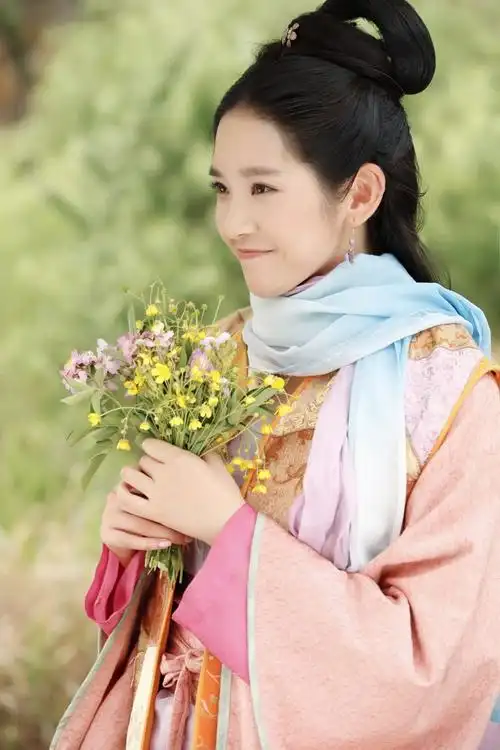 唐艺昕古装剧照