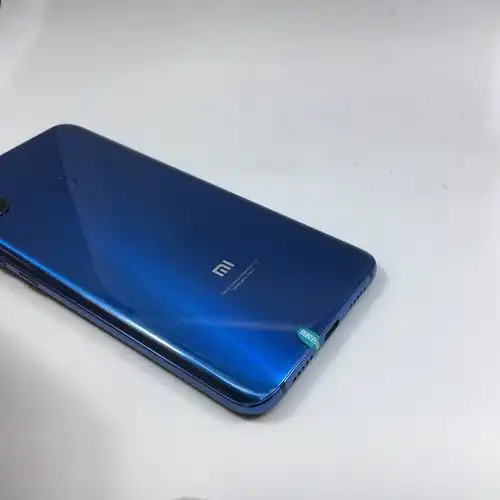 小米小米8全网通蓝色6g64g国行9成新