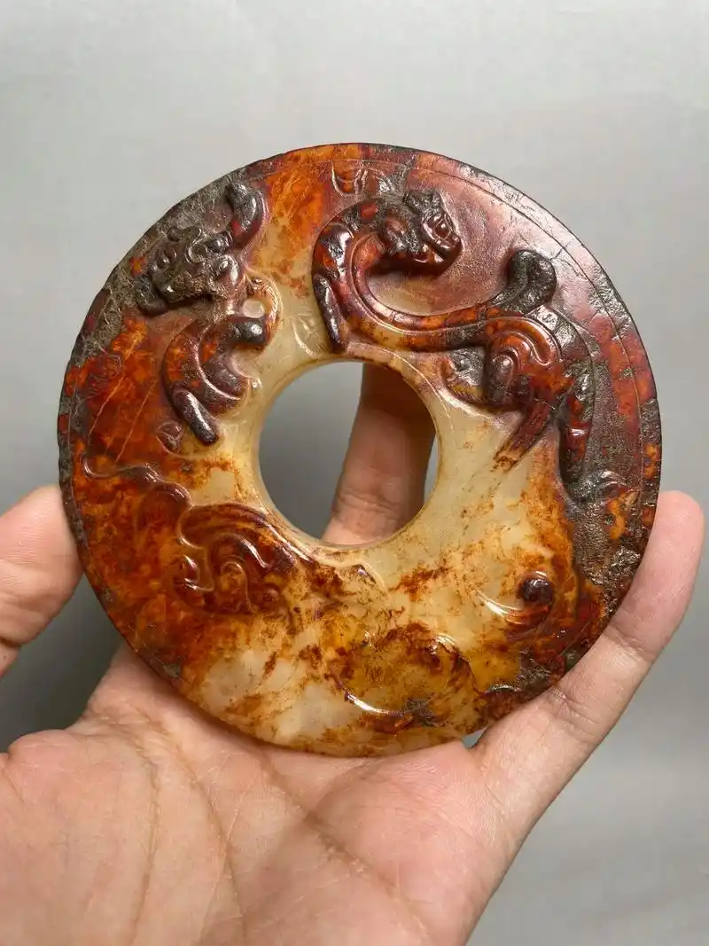 【精品】 汉—螭龙纹玉壁 #古玉老玉 #高古玉千年之美 - 抖音