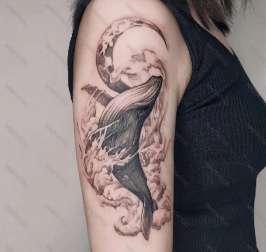 最新鲸鱼纹身图案大全男女鲸鱼纹身的寓意12