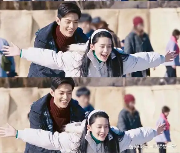 第二个是与金世佳合作的一部电视剧,李沁饰演的黄豆