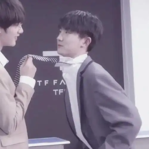 祺鑫情头. 拿图吱声. 二转注明08韩念冉. 注:兄弟情!