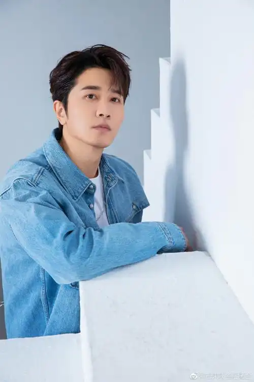 你好星期六##彭冠英你好星期六##彭冠英听说你喜欢我