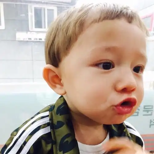 混血儿 jackson 得晙 萌版灿烈