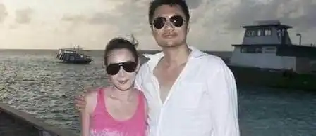 薛佳凝则近40岁还木有结婚,不知道胡歌作何感想,,.不论怎样.