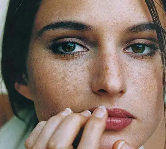 photoshop教程:自然磨皮去痘详尽版