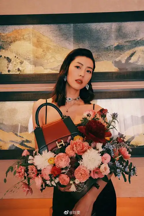 zly0_0从34we32q24转采于2021-11-14 20:37:12刘雯摄影-fashionzly0_0