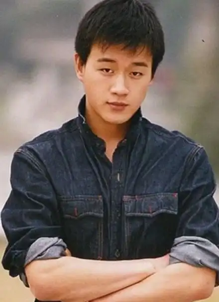 佟大为校园青涩照曝光-曾经的鲜肉现在的暖男