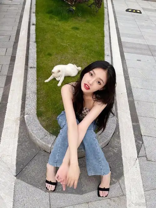 星女郎林允爆红后黑料不断星爷为何偏选她演美人鱼