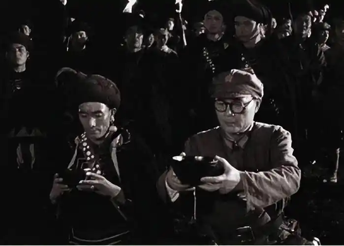 1935年红军过大凉山,刘伯承致信川军:让个路!回信说:助兄北行