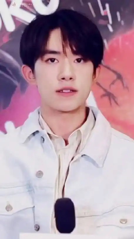 今天也要加油呀    #易烊千玺送你天猫好牌##易烊千玺电影小小的我