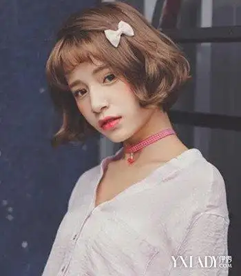 女生圆脸中短发烫发发型推荐减龄修颜显优雅知性气质