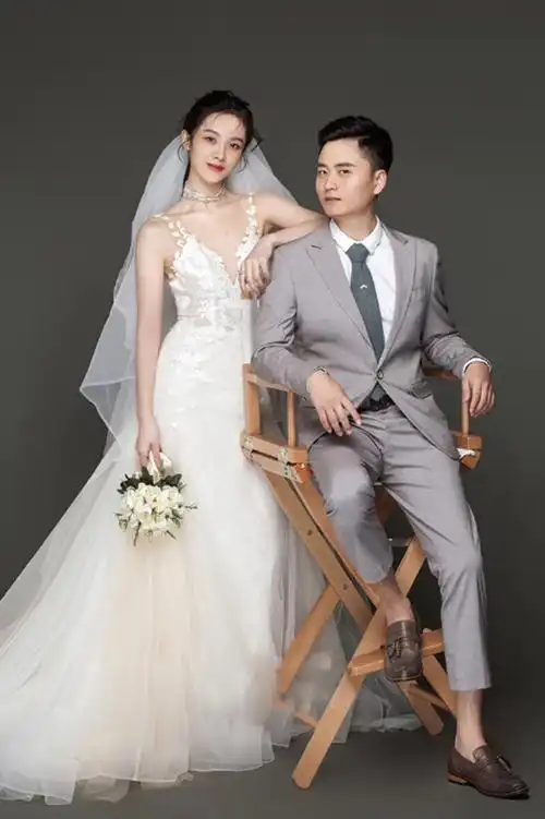 薇薇新娘2020爱你爱你必拍婚纱照